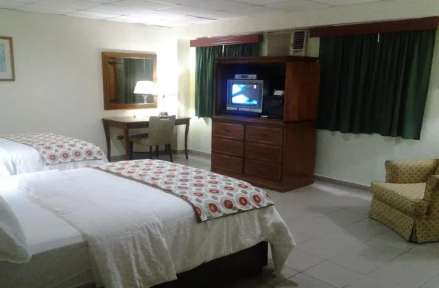 Micro Hotel Suites Condo Santo Domingo room 2 bed